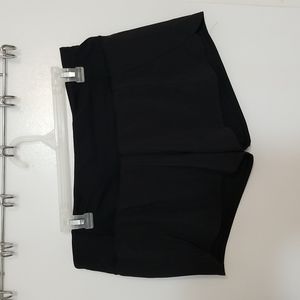 Lululemon black Size 8 Run Times Short Lined